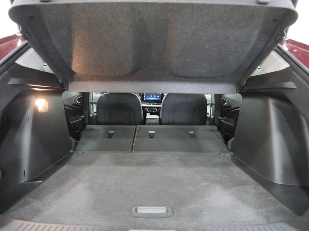 Used 2024 Chevrolet Trax LT w/ Driver Confidence Package FWD image 26