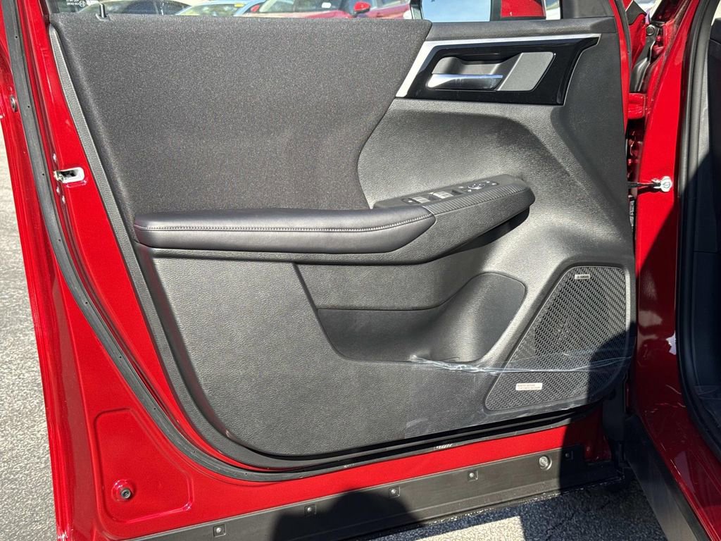 New 2026 Mitsubishi Outlander ES image 18