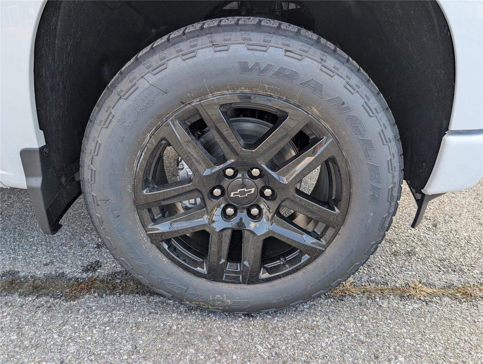 New 2026 Chevrolet Silverado 1500 Custom w/ Turbomax Blackout Package image 5