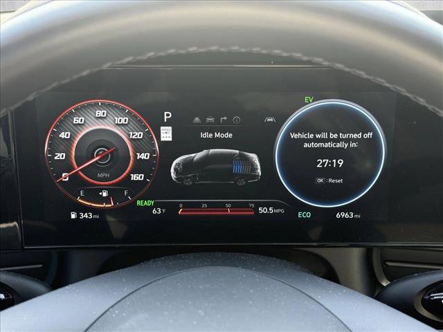 Certified 2025 Hyundai Elantra Limited image 11