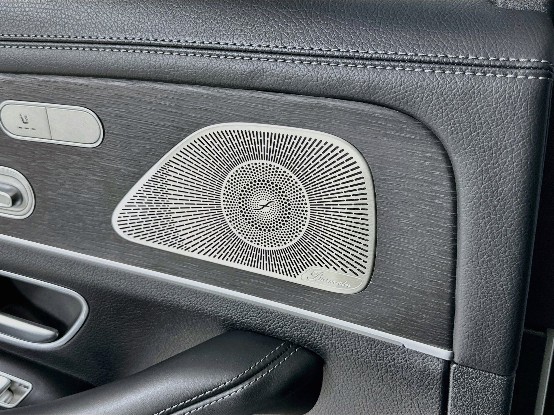 New 2026 Mercedes-Benz GLS 580 4MATIC image 28