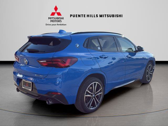 Used 2023 BMW X2 sDrive28i w/ M Sport Package image 5