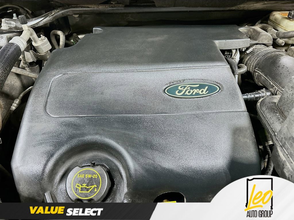 Used 2014 Ford Explorer XLT w/ Equipment Group 202A image 29