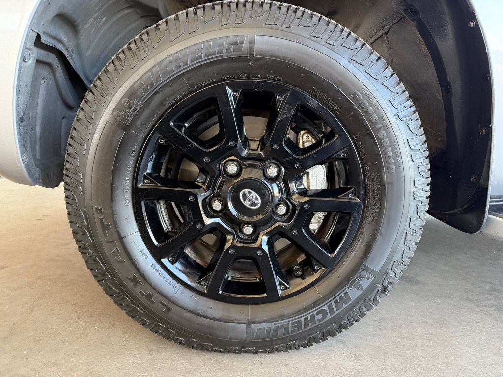 Used 2018 Toyota Sequoia Limited w/ Safety & Convenience Package AWD/4WD image 64
