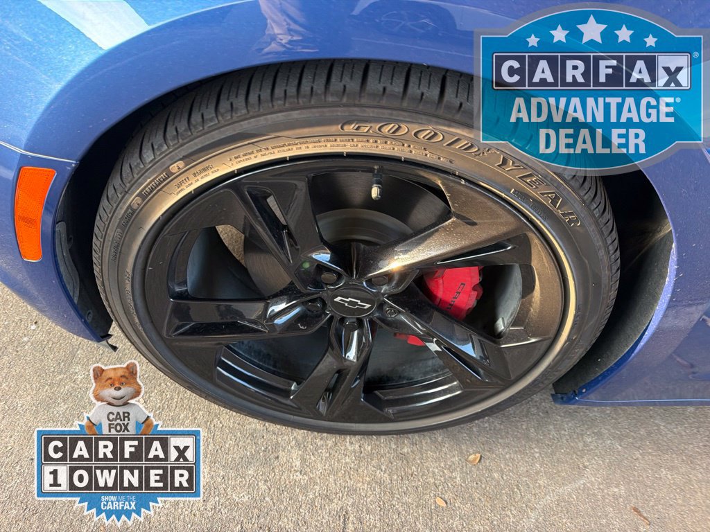 Used 2024 Chevrolet Camaro LT w/ RS Package RWD image 9