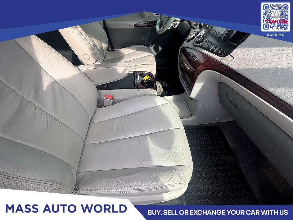 Used 2011 Toyota Sienna XLE image 12
