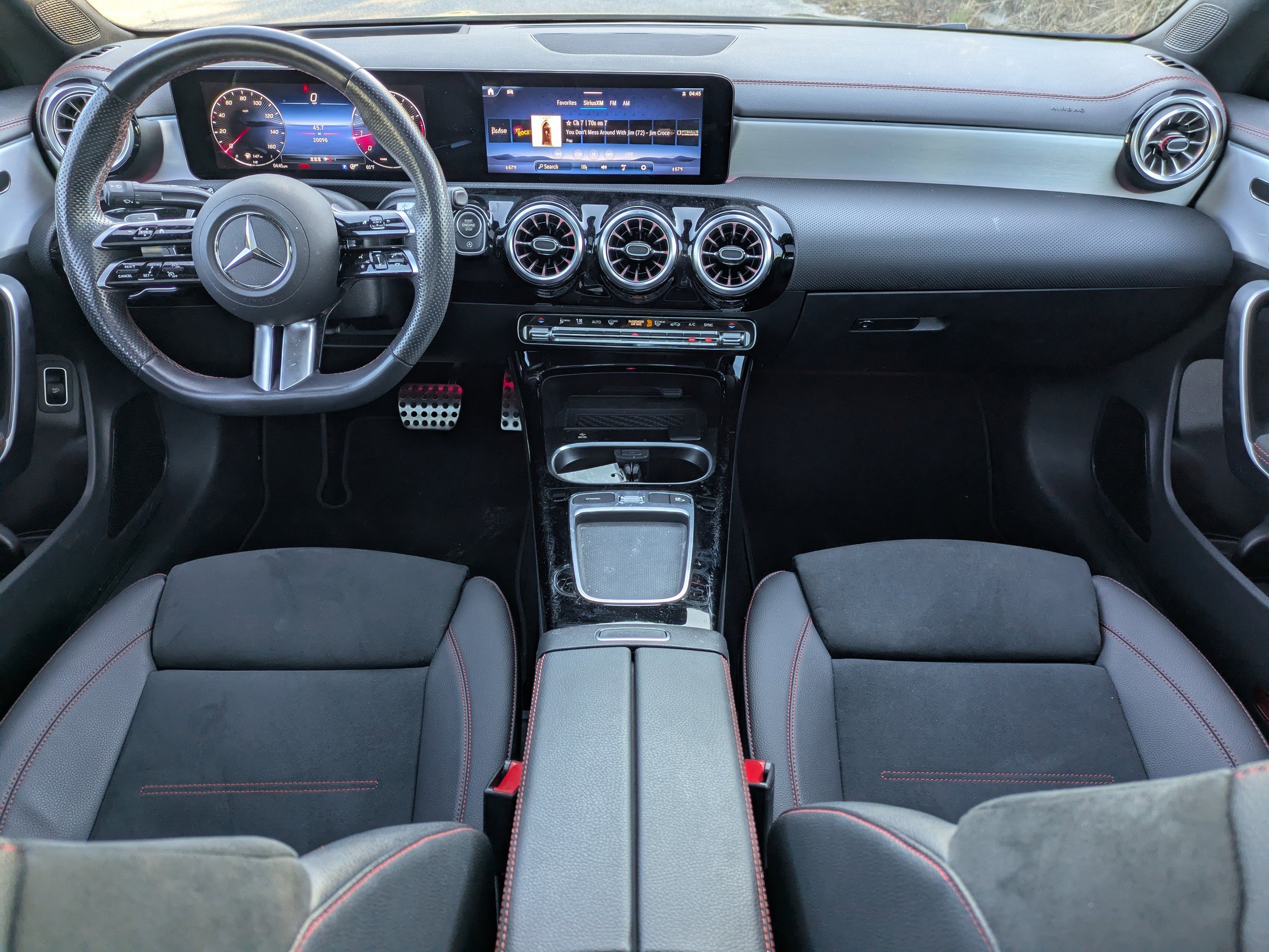 Certified 2025 Mercedes-Benz CLA 250 image 2