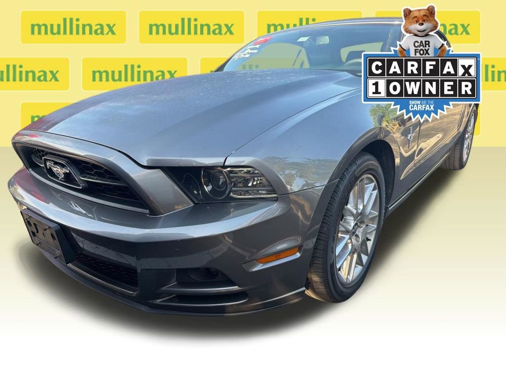 Used 2013 Ford Mustang Premium image 4