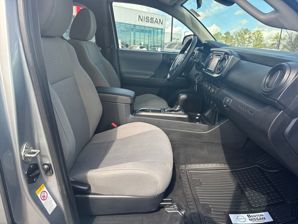Used 2019 Toyota Tacoma SR image 40
