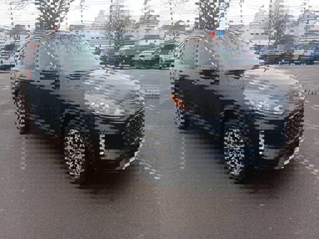 Used 2021 Ford Escape SEL w/ Technology Package