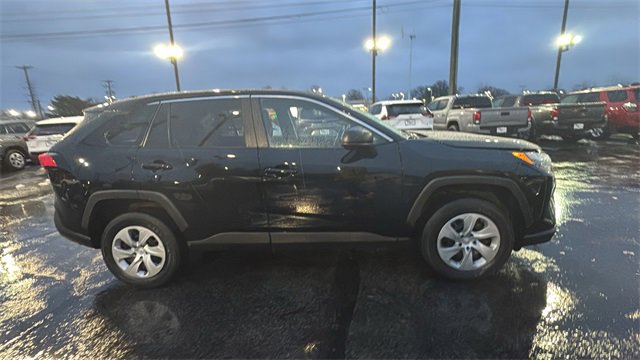 Used 2023 Toyota RAV4 LE image 28