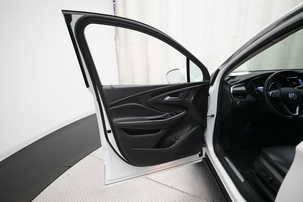 Used 2017 Buick Envision Essence FWD image 28