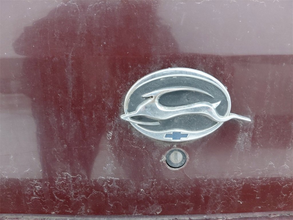 Used 2001 Chevrolet Impala Base w/ Preferred Equipment Group image 18