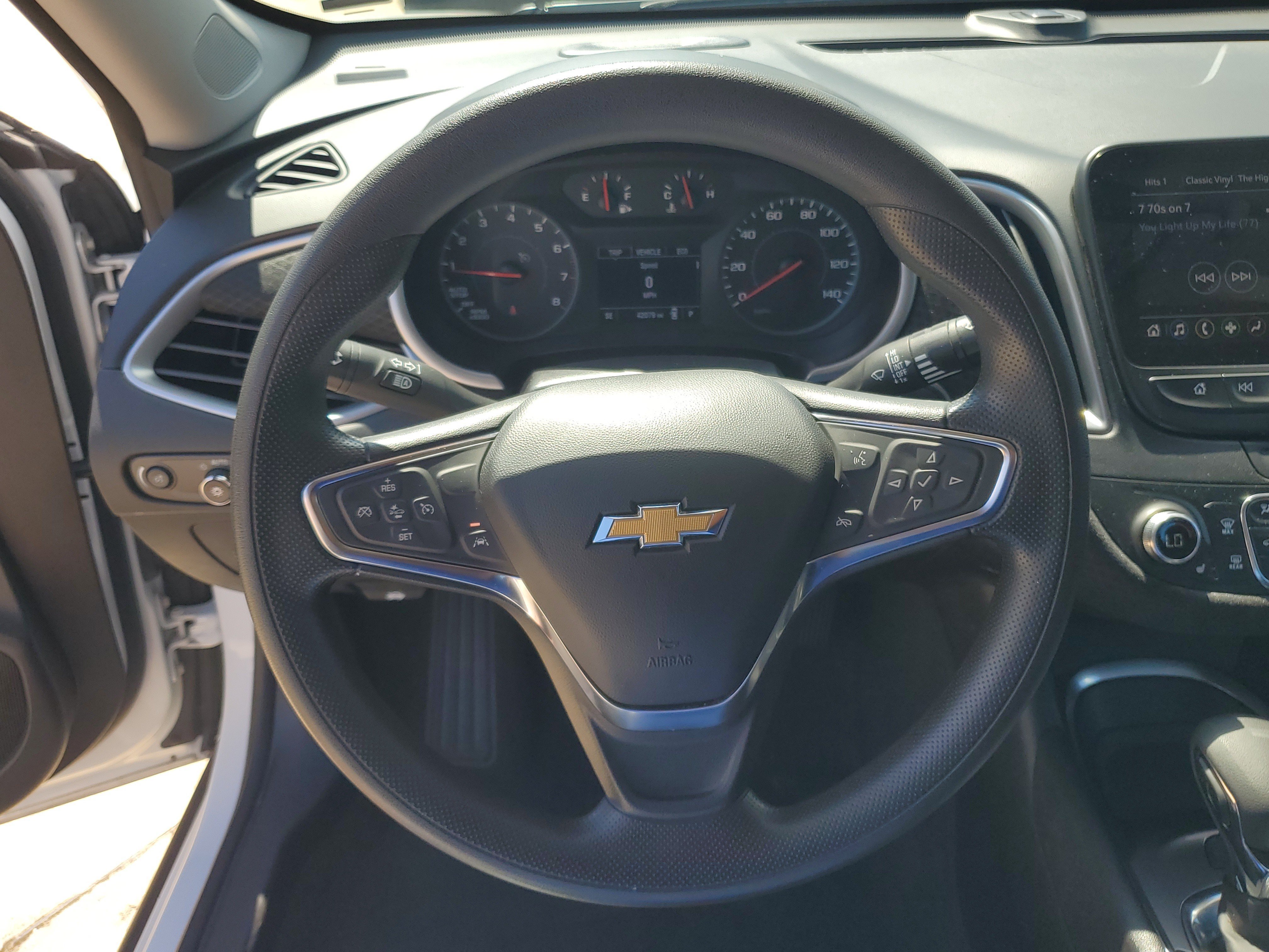 Used 2025 Chevrolet Malibu LT FWD image 15
