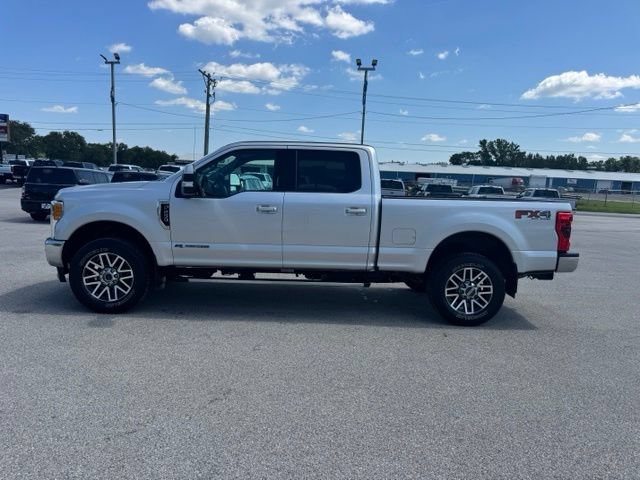 Used 2017 Ford F250 Lariat AWD/4WD image 2