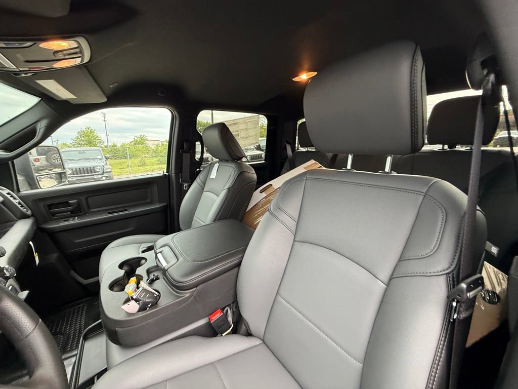 New 2026 RAM 2500 Tradesman AWD/4WD image 13