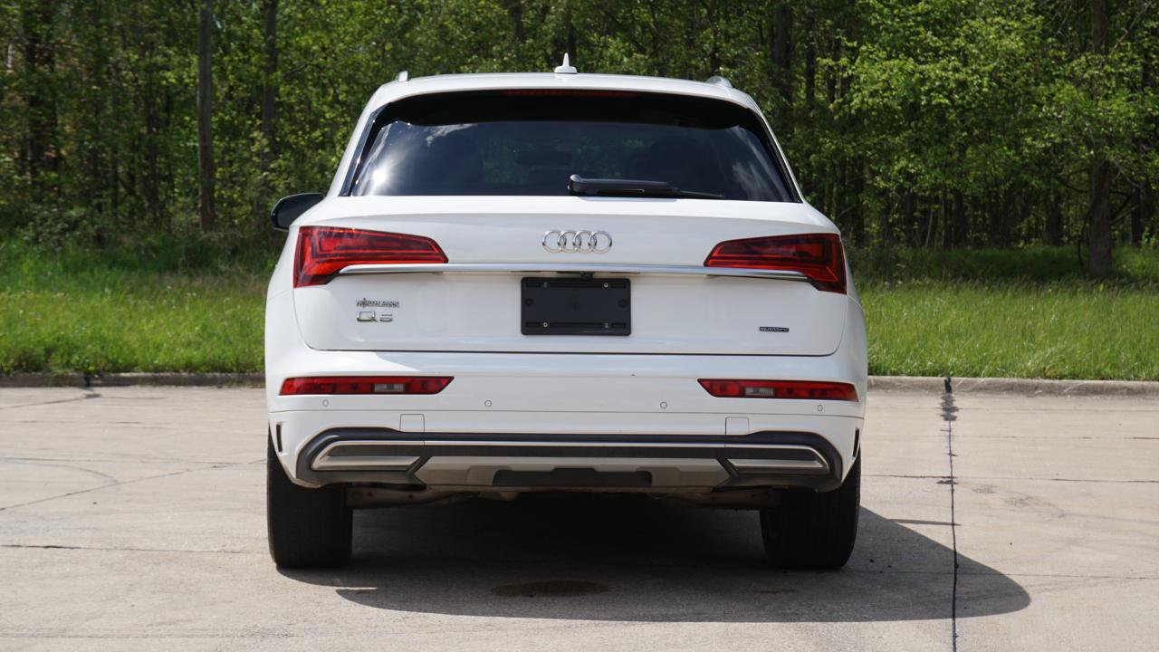 Used 2021 Audi Q5 2.0T Premium w/ Convenience Package AWD/4WD image 4