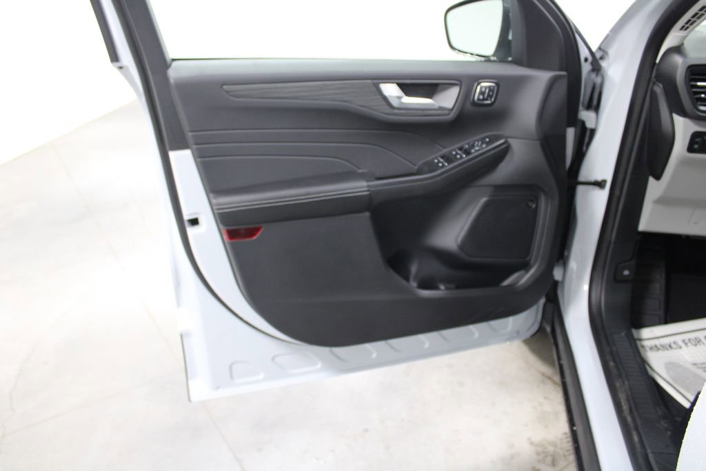 New 2026 Ford Escape Platinum w/ Premium Technology Package image 23
