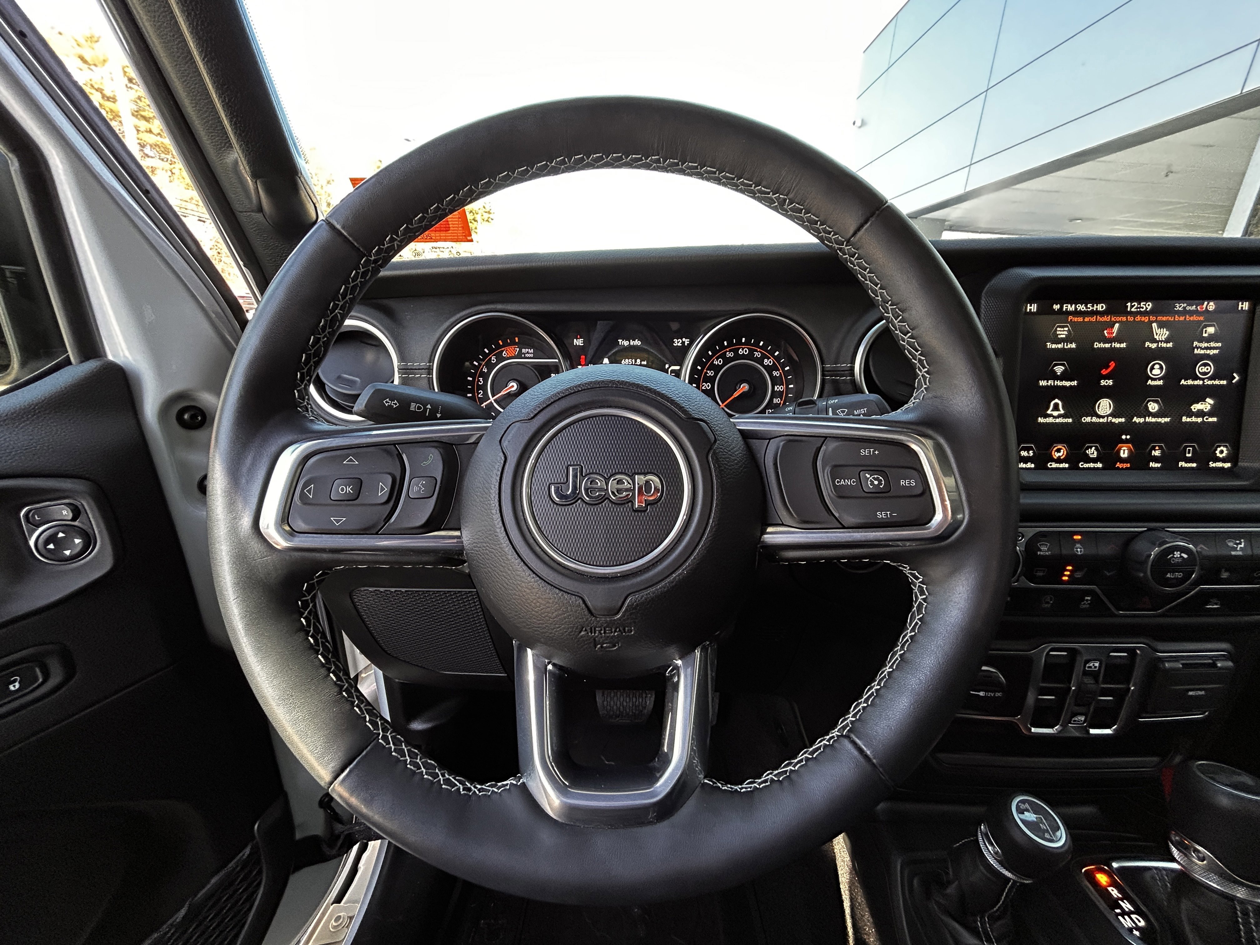 Certified 2023 Jeep Wrangler Sahara w/ Cold Weather Group AWD/4WD image 29