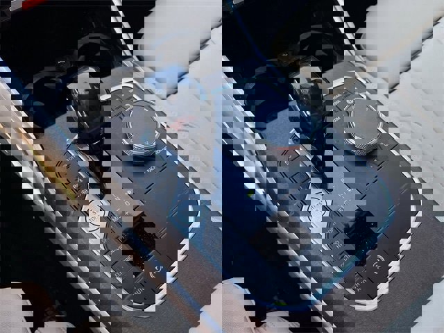 Used 2021 BMW 330e w/ Convenience Package image 22