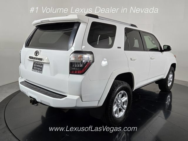 Used 2021 Toyota 4Runner SR5 Premium w/ Moonroof Package AWD/4WD image 6