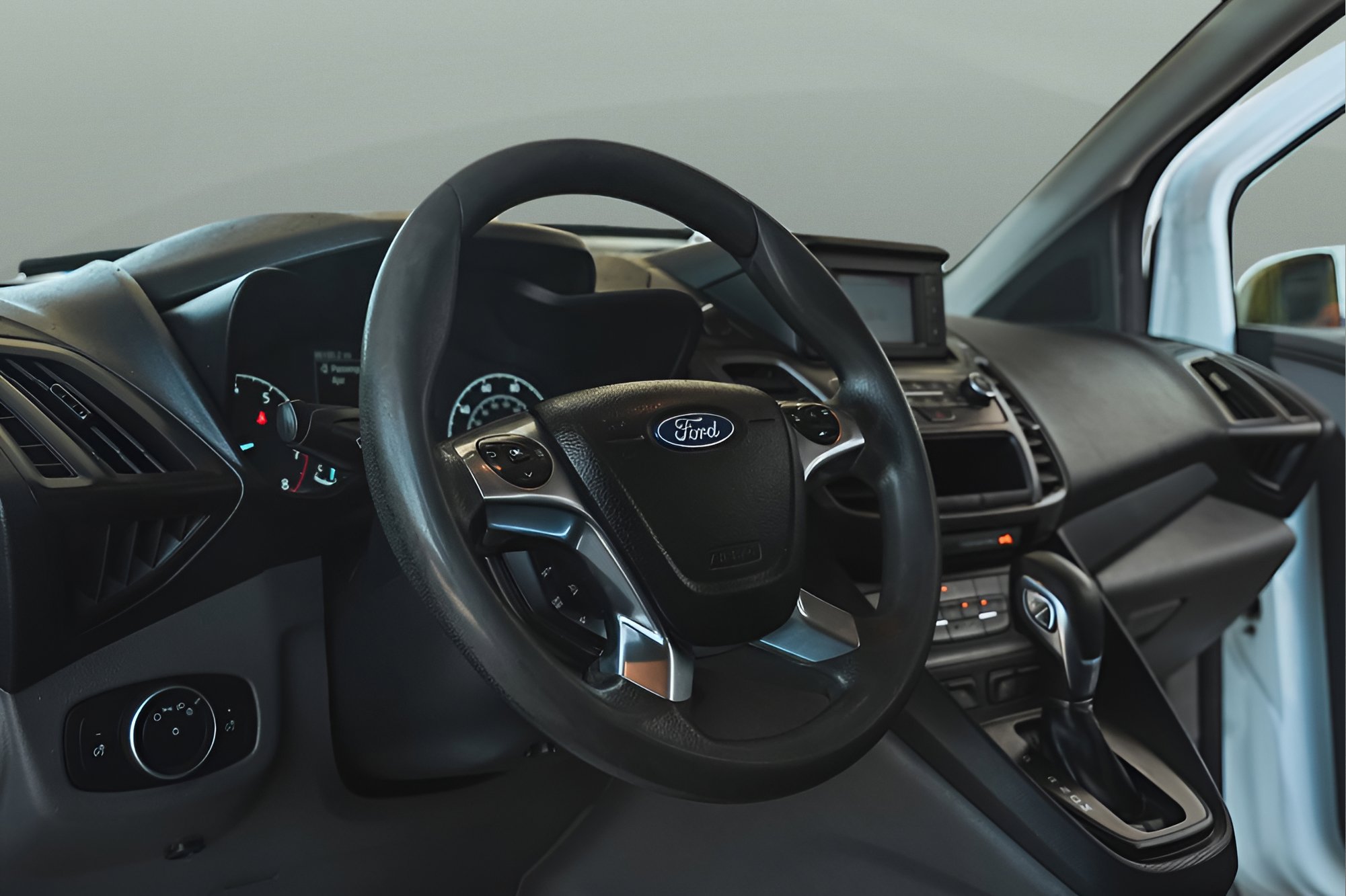 Used 2020 Ford Transit Connect XL image 20