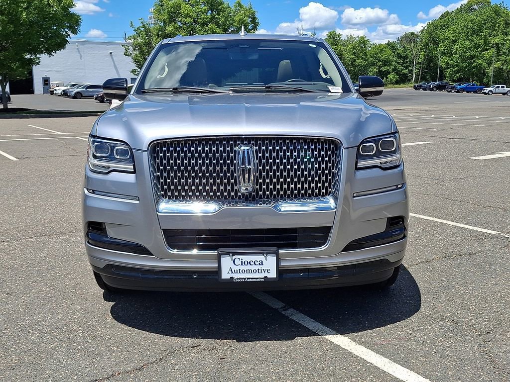 Certified 2022 Lincoln Navigator L Reserve AWD/4WD image 5