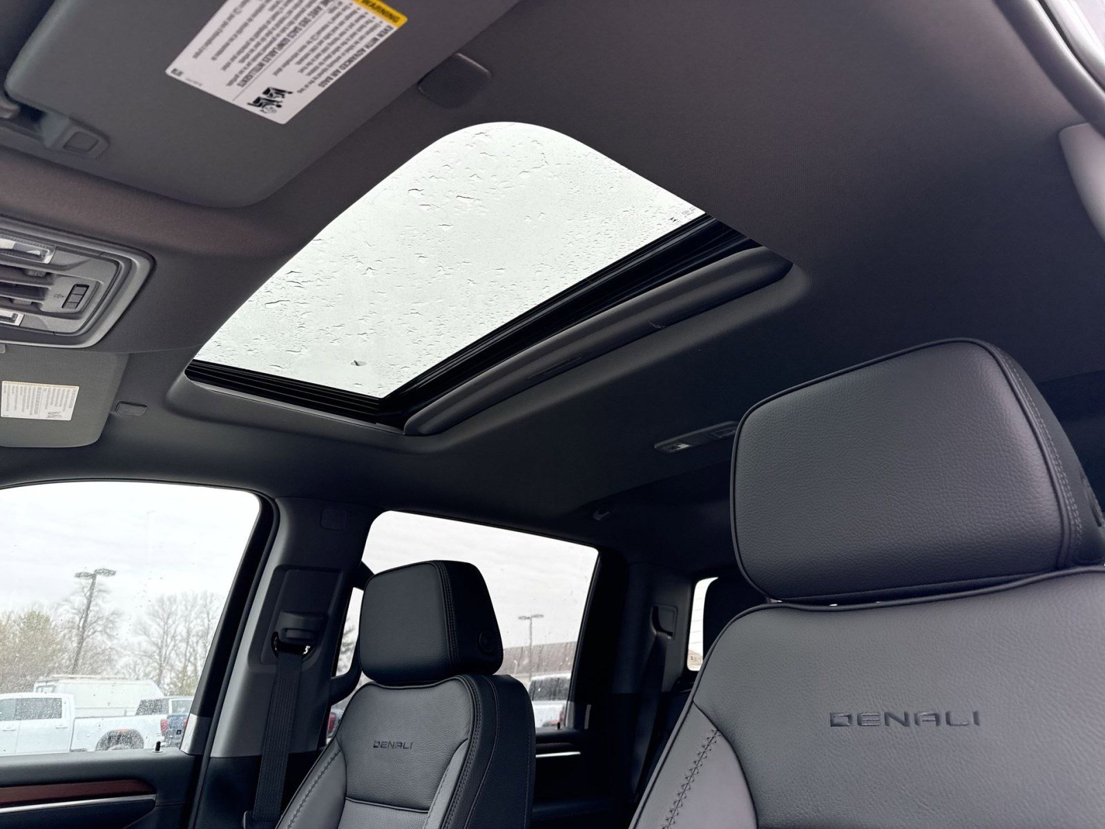 New 2026 GMC Sierra 2500 Denali w/ Denali Reserve Package image 18