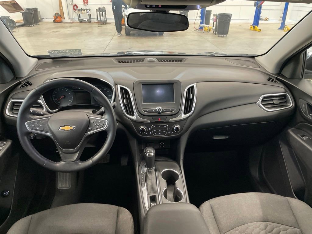 Used 2018 Chevrolet Equinox LT AWD/4WD image 12