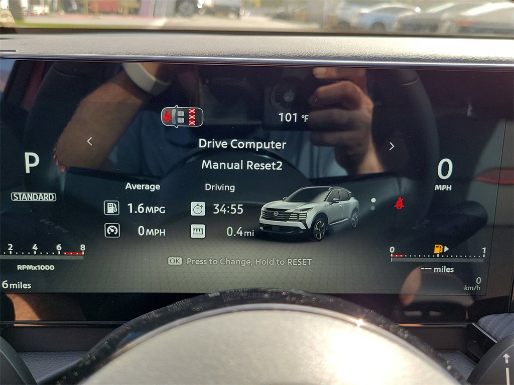 New 2026 Nissan Kicks SR w/ Illumination Package image 8