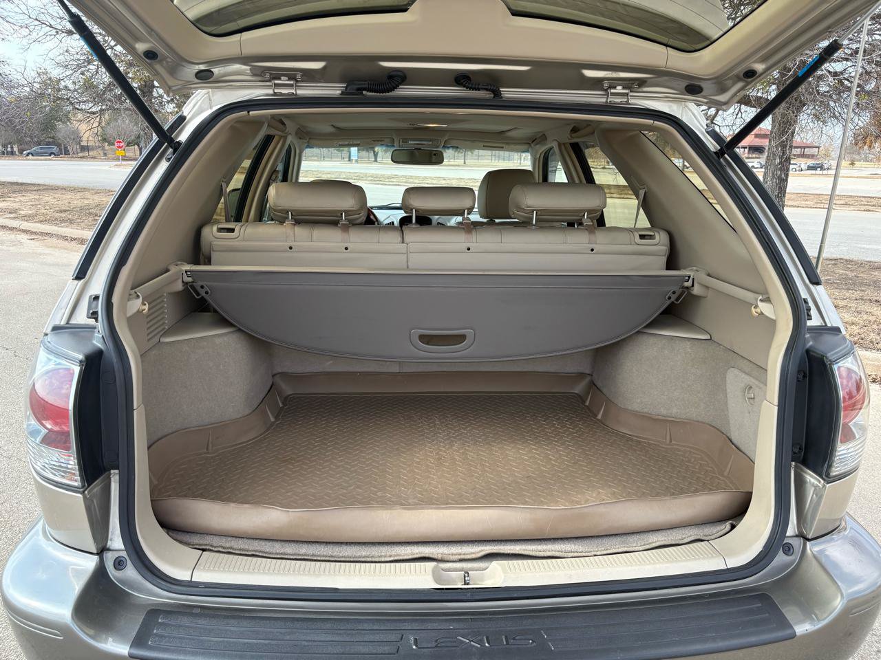 Used 2003 Lexus RX 300 2WD image 21