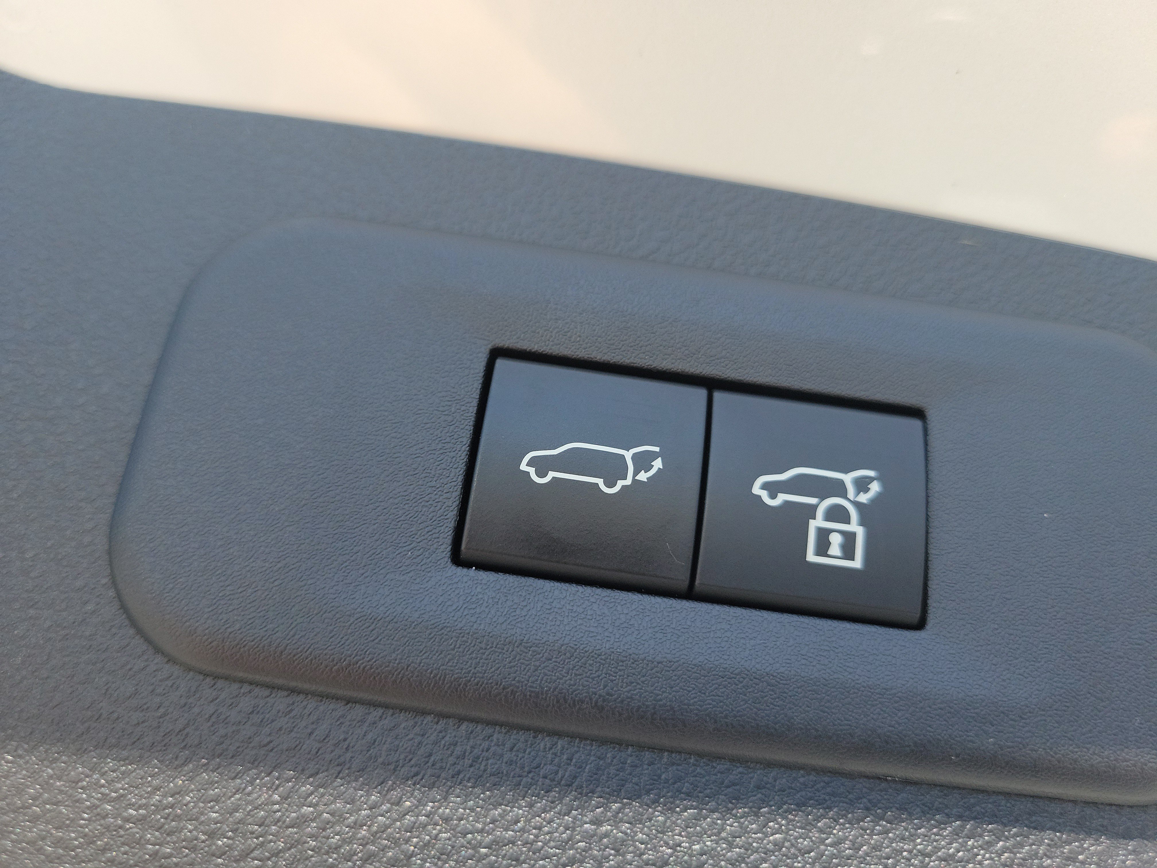 Used 2025 Lexus NX 250 FWD w/ Accessory Package (Z2) image 10