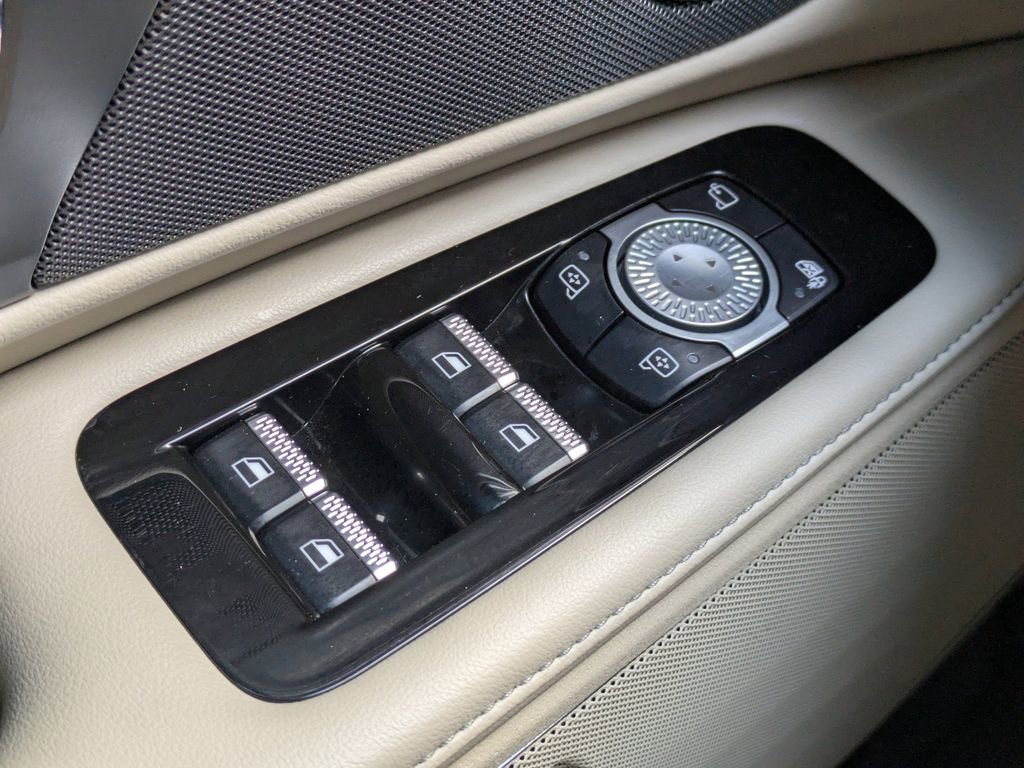 Used 2024 Lincoln Nautilus Reserve w/ Equipment Group 202A image 28