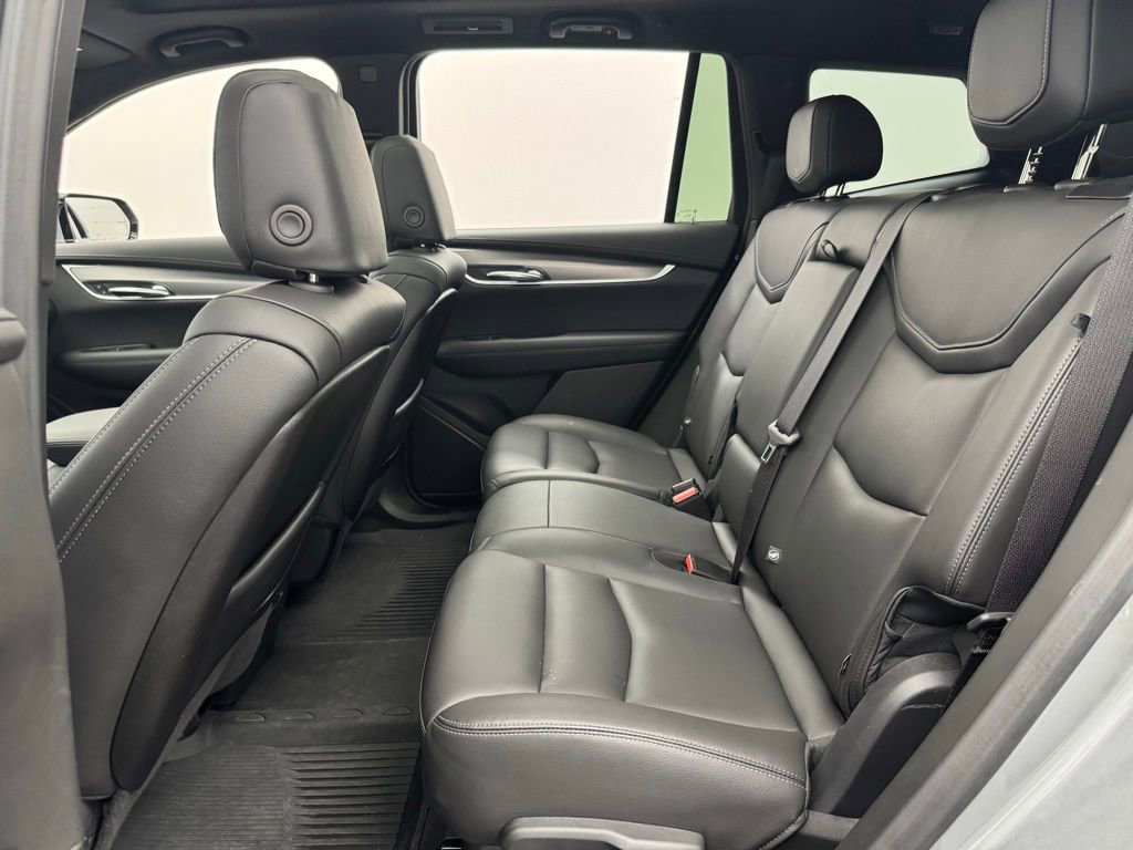 Used 2025 Cadillac XT6 Luxury w/ LPO, Floor Liner Package image 42