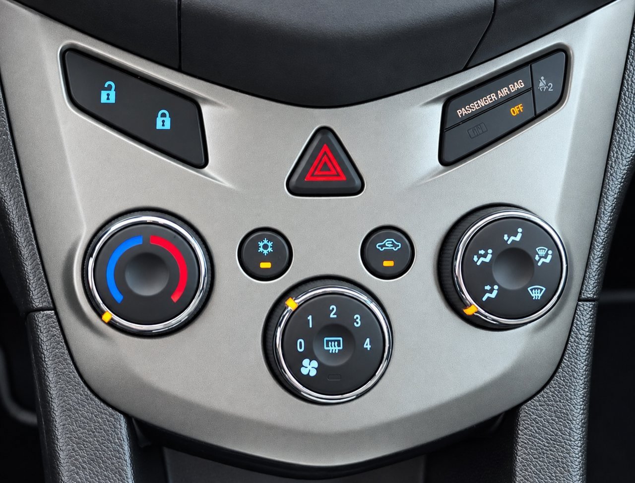 Certified 2014 Chevrolet Sonic LS FWD image 15