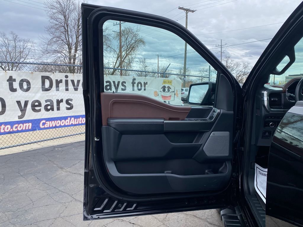 Used 2023 Ford F150 Lariat w/ Equipment Group 502A High AWD/4WD image 14