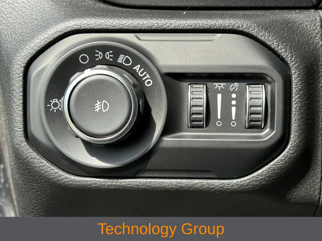 Used 2020 Jeep Wrangler Unlimited Sport AWD/4WD image 8