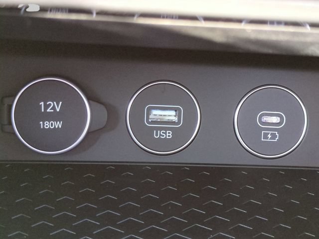 Certified 2026 Genesis G70 2.5T RWD image 21