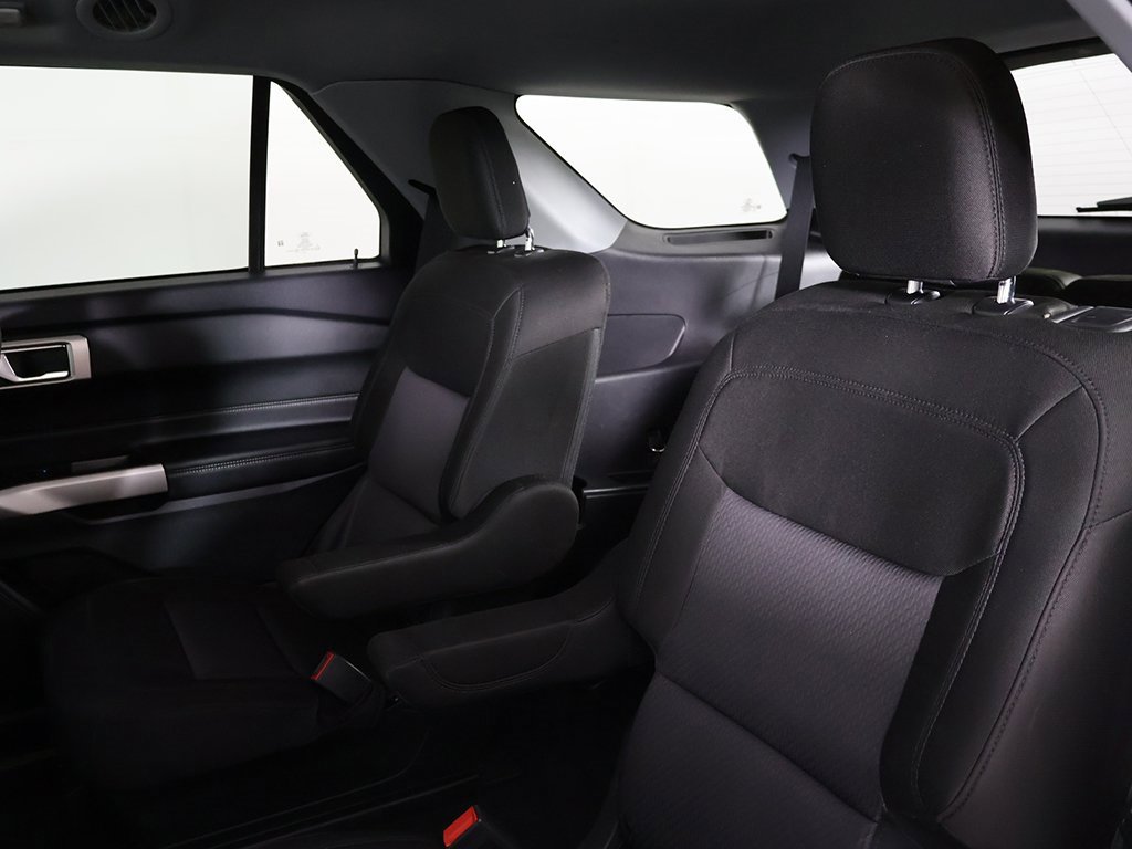 Used 2022 Ford Explorer XLT image 27