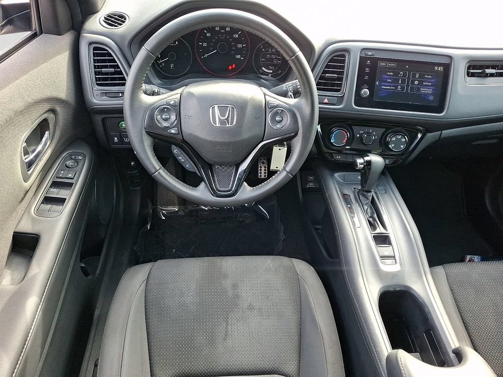 Used 2020 Honda HR-V Sport image 11