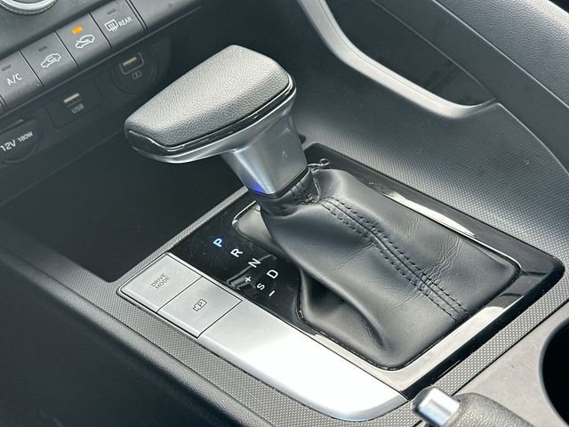 Used 2021 Hyundai Elantra SE image 22