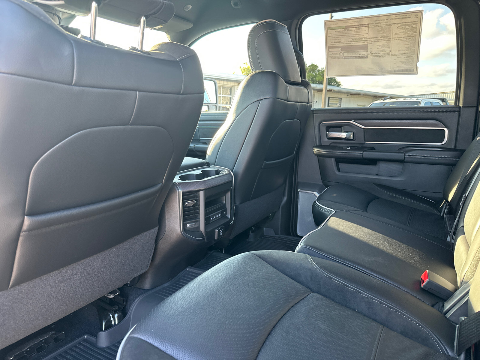 New 2027 RAM 3500 Laramie AWD/4WD image 15