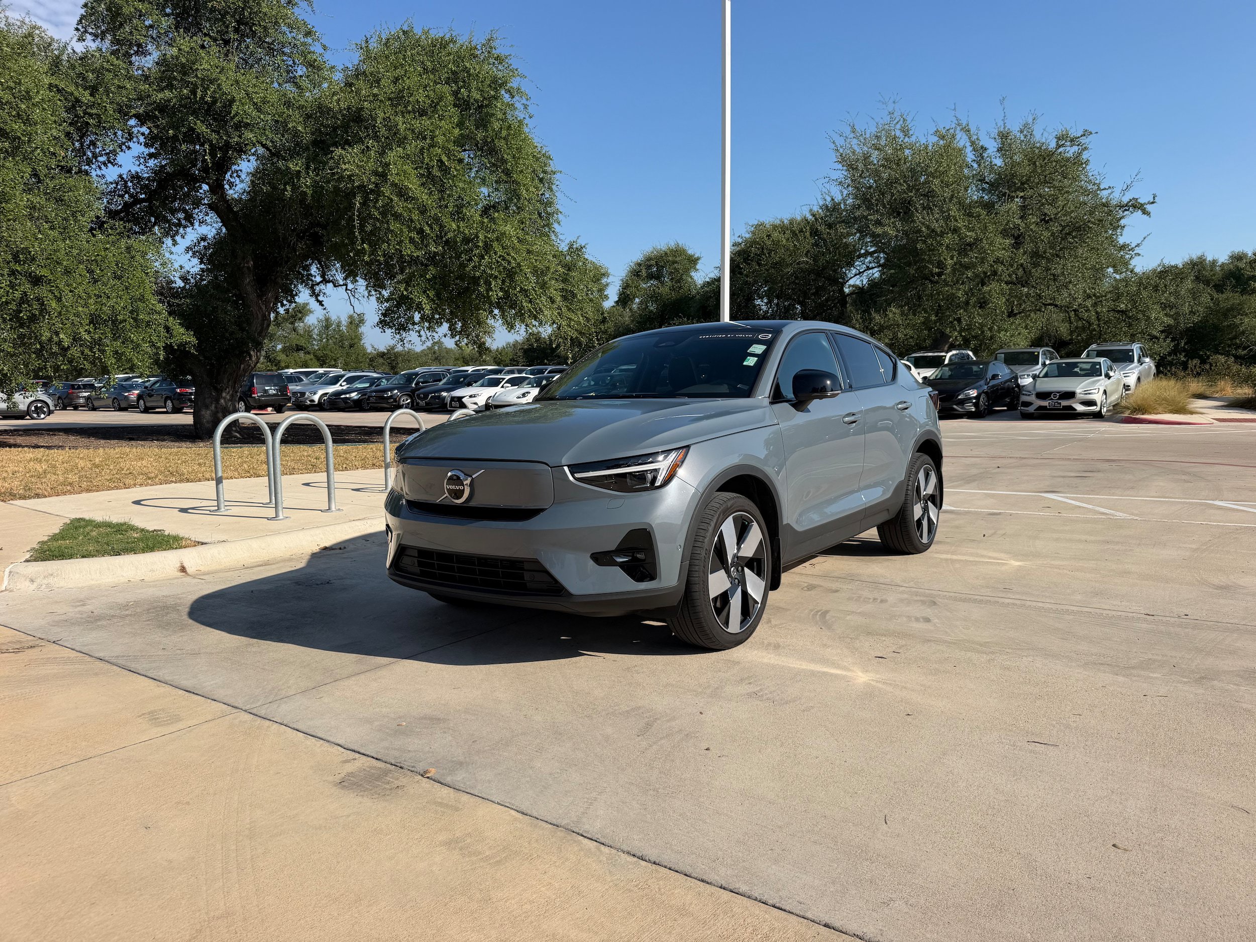 Certified 2023 Volvo C40 P8 Recharge Ultimate AWD/4WD image 2