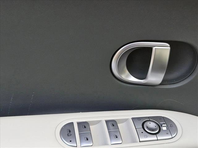 Certified 2023 Hyundai Ioniq 5 SEL image 9