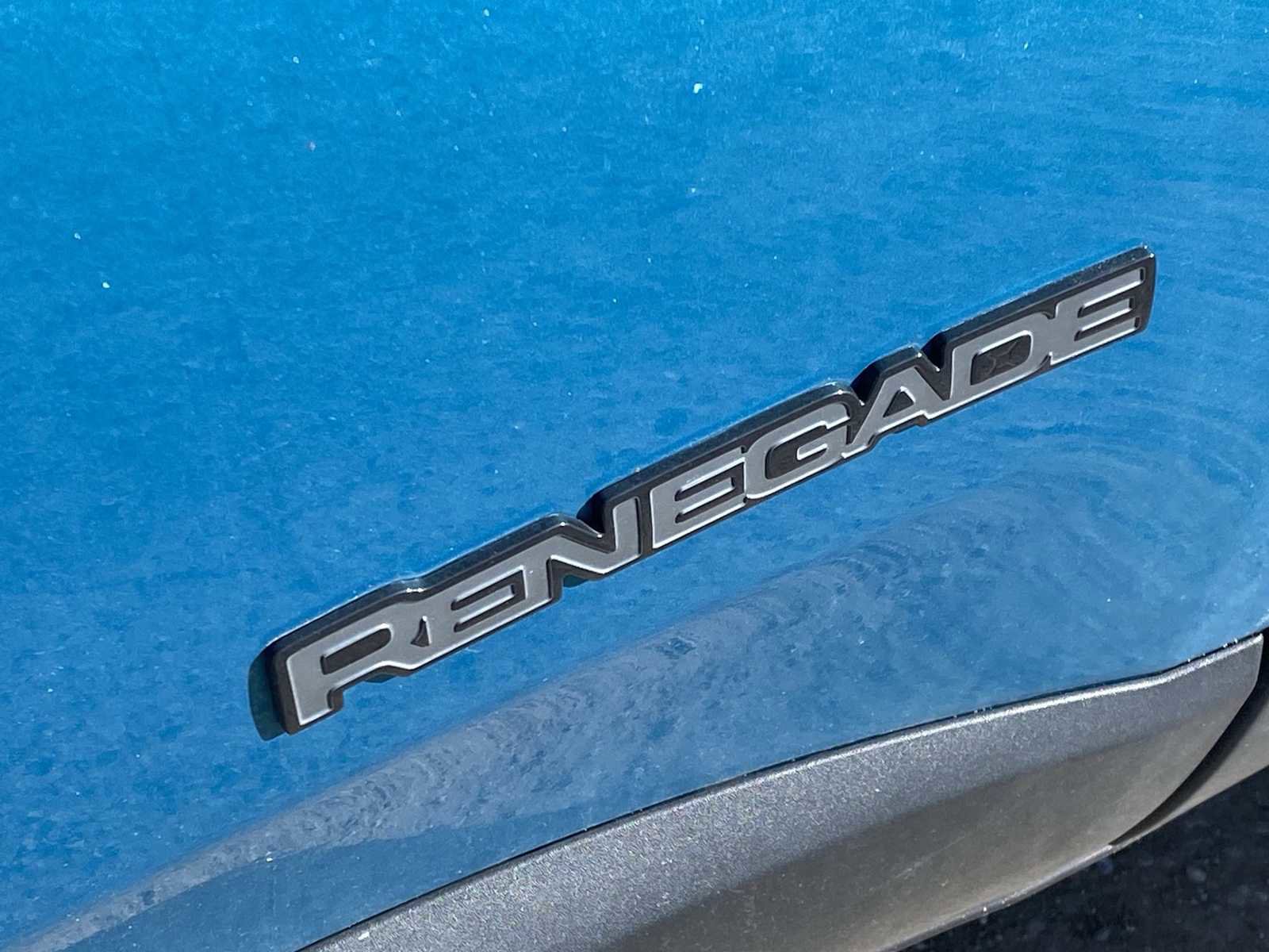 Certified 2022 Jeep Renegade Altitude image 15