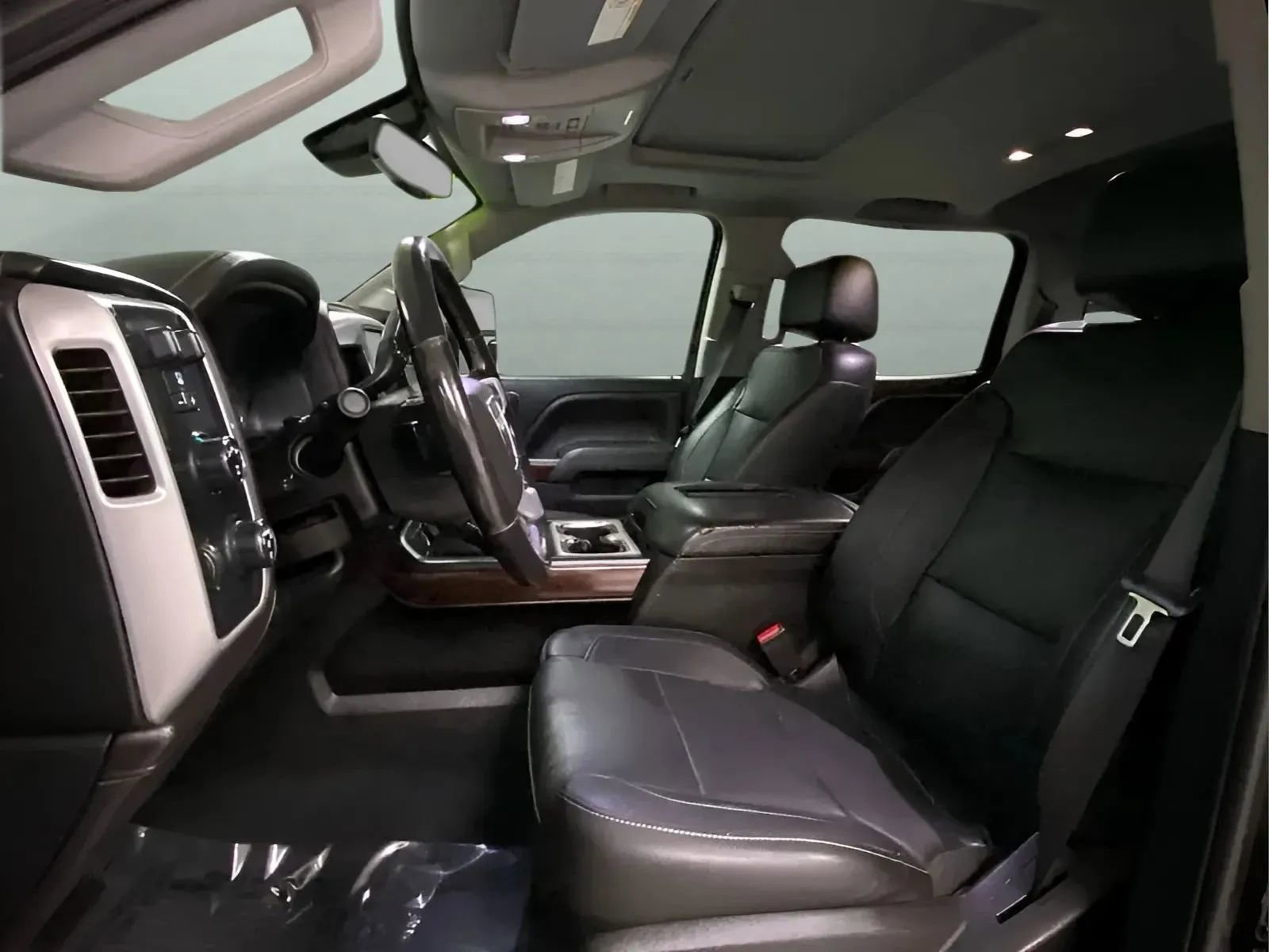Used 2019 GMC Sierra 2500 SLT w/ Driver Alert Package AWD/4WD image 10