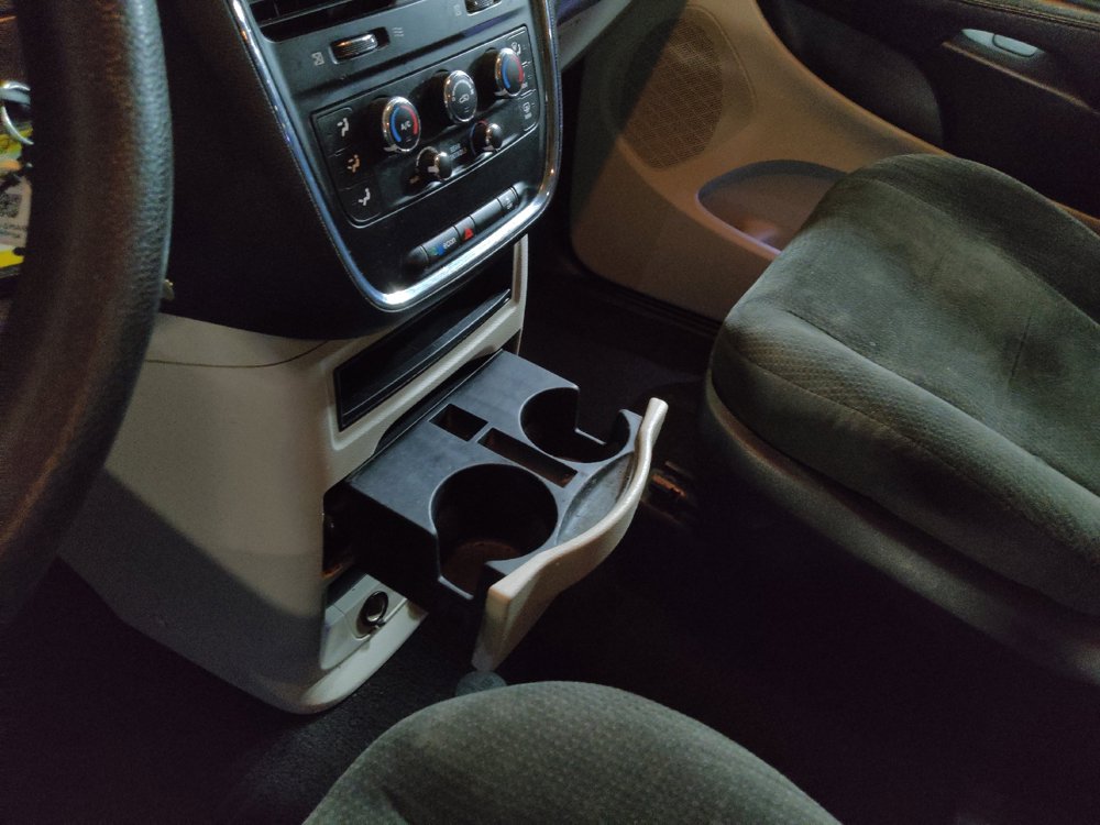 Used 2018 Dodge Grand Caravan SE w/ UConnect Hands-Free Group FWD image 26