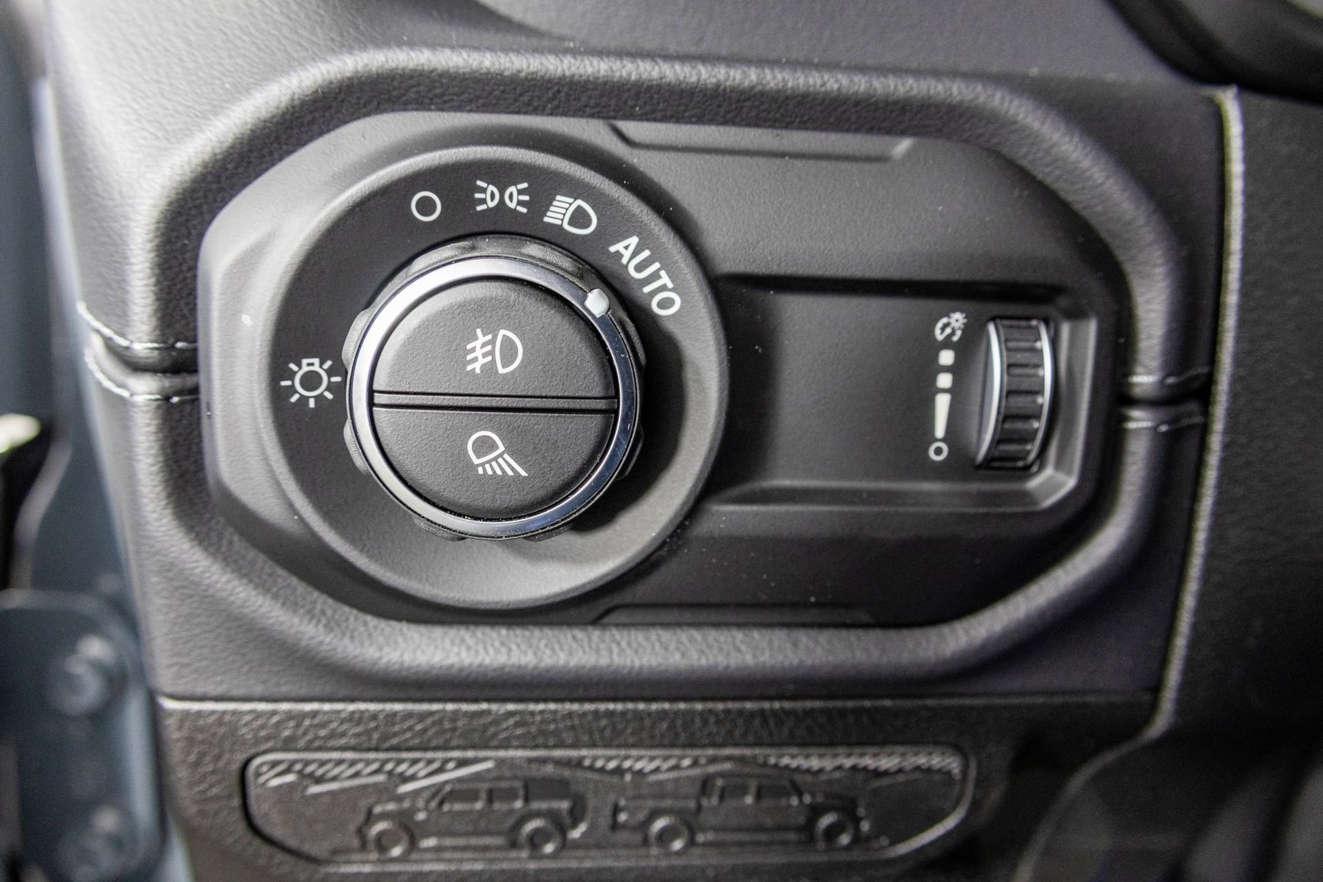 New 2026 Jeep Gladiator Sport S image 35