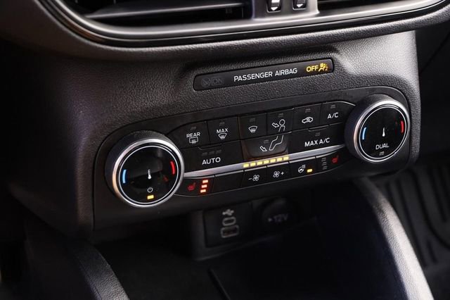 Used 2024 Ford Escape ST-Line image 18