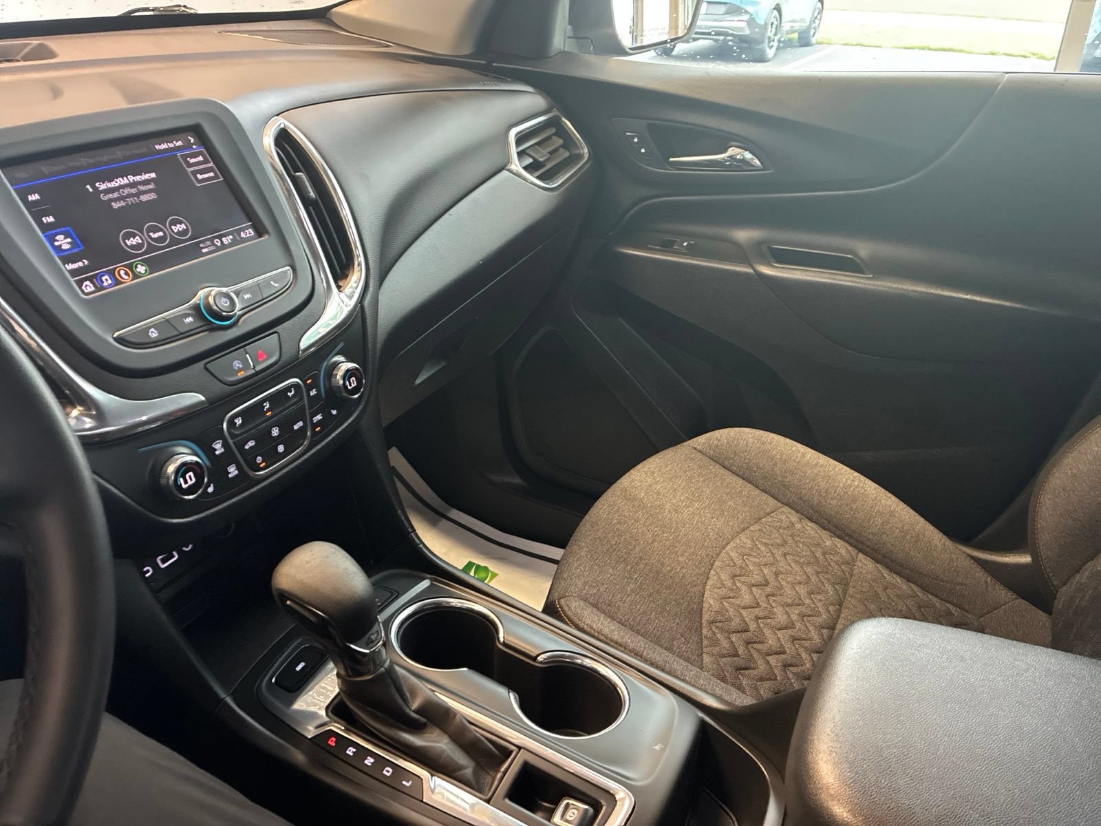 Used 2023 Chevrolet Equinox LT w/ Driver Convenience Package AWD/4WD image 23